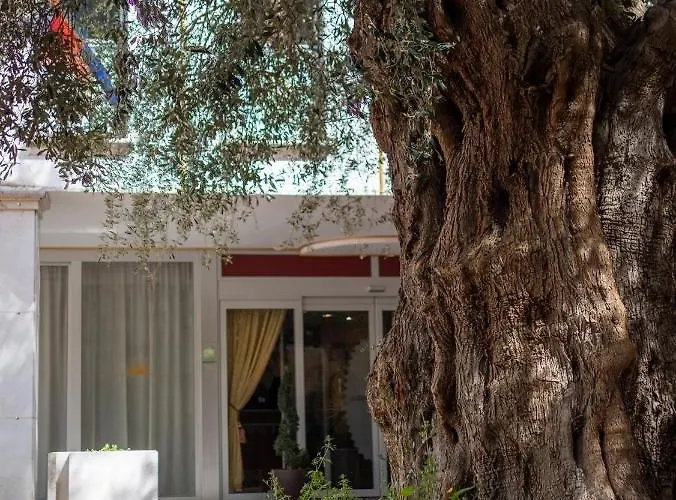 Апарт-отель Ego' & Center 4*