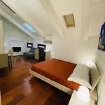 Ego' & Center Aparthotel