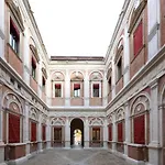 Ego' & Center 4* Ferrara