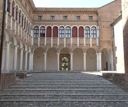 Hotel apartamentowy Ego' Ferrara