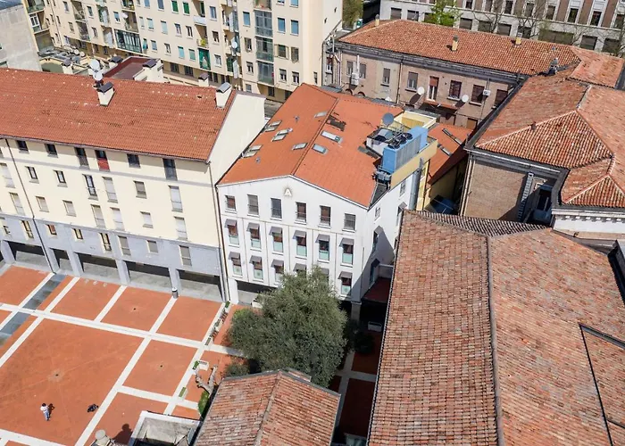 Ego' & Center 페라라